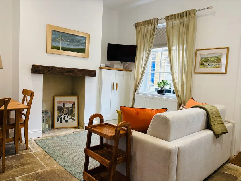 Katie's Cottage - Image 1