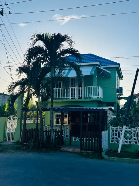 “The Guest House” in beautiful Ocho Rios! - Image 1
