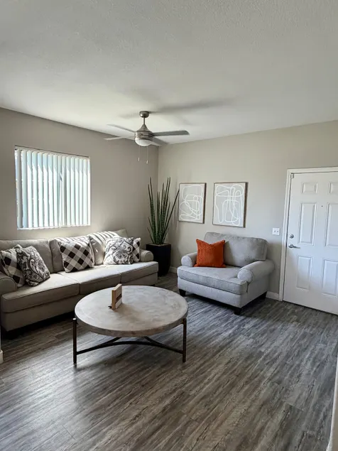 Mojave The Cove Apartments - Image 1