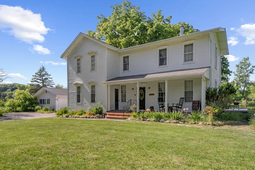 Nature-Filled Family Farm Retreat Near Ann Arbor - Image 1