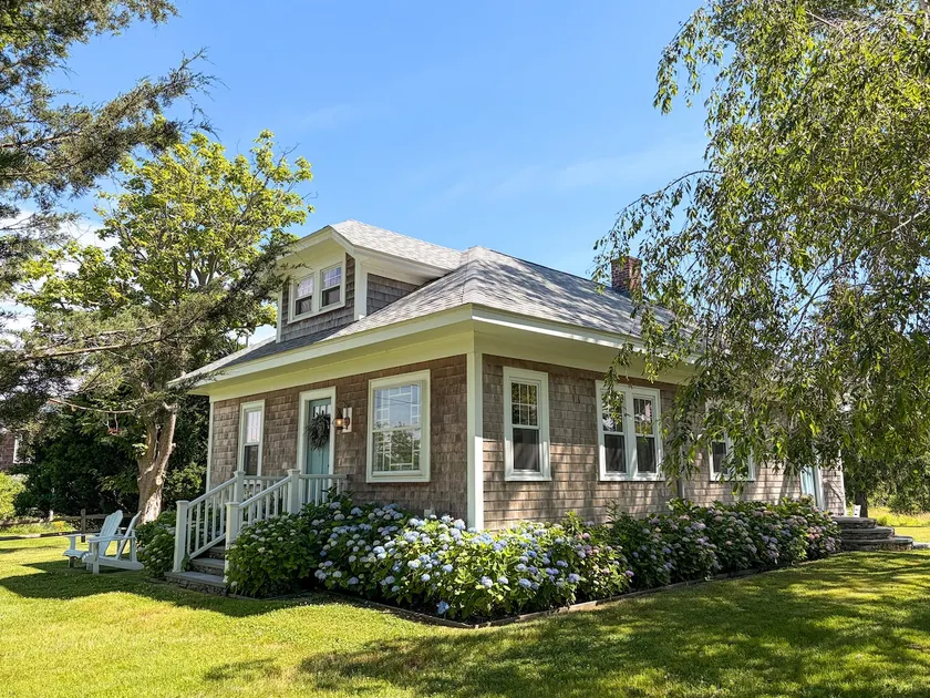 Sakonnet Bungalow by the Vineyard - Image 1