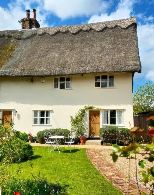Wishing Well Cottage, Suffolk, Garden & Parking - Image 1