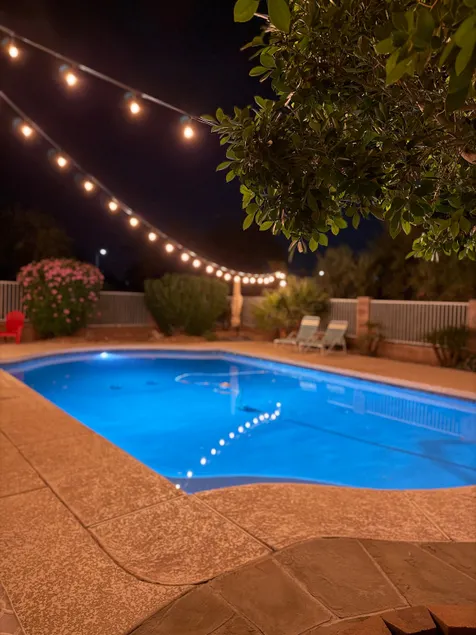 Pool/SPA, Garage, Tesla Charger, 2 Primary Suites - Image 1