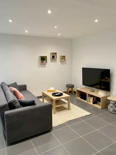 Nice duplex in the center of Seclin. - Image 1
