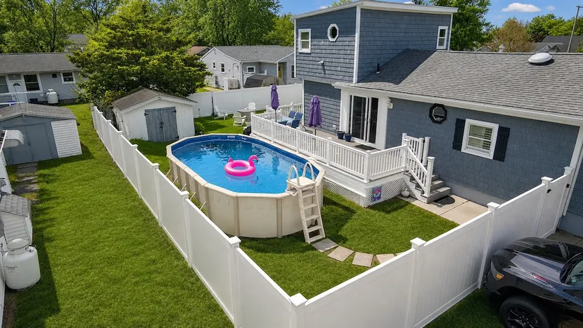 Cape May Villas Pet Friendly 3 BR, 2 Bath home w/ Pool & Hot Tub - Image 1