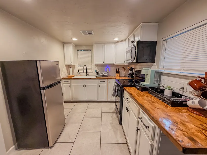 Cozy Retreat Near Downtown OKC, OU Medical Dist. - Image 1
