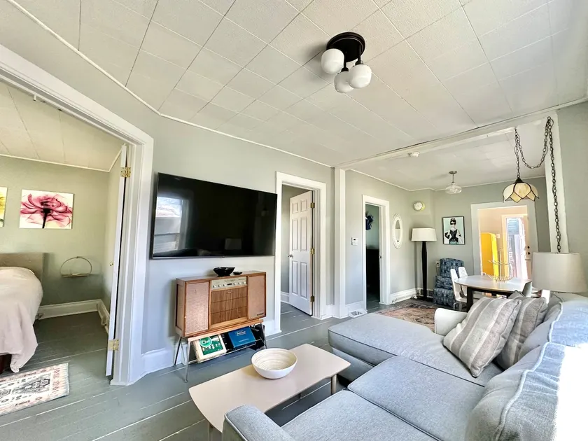 Charming Traverse City Airbnb - Image 1