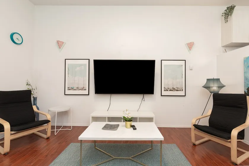 Opal House w/ Honeymoon Suite! | Unit D - Image 1