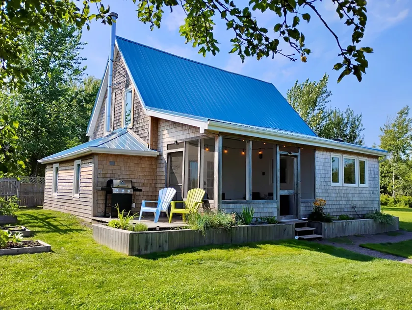 Shore Cottage - Image 1