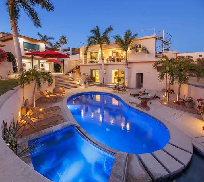 Fabulous New Pura Vida Beach Villa for 14 - Image 1