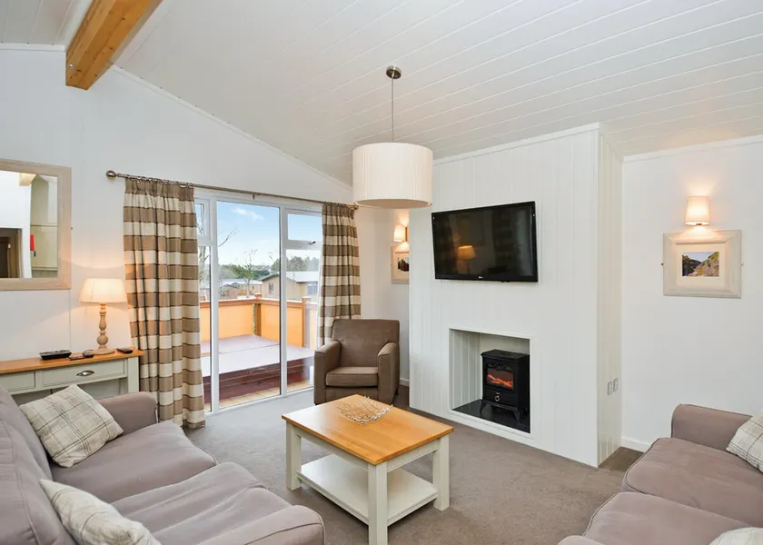 Ashton Elegance Premier - Image 1
