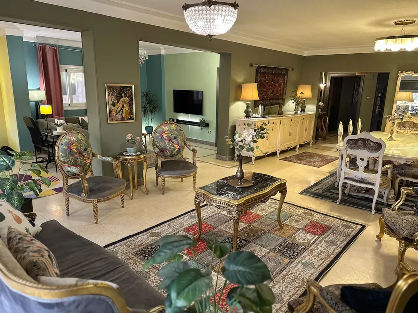 Spacious, Luxurious 3-Bedroom Apartment in Nasr City for Families & Corporates - Image 1