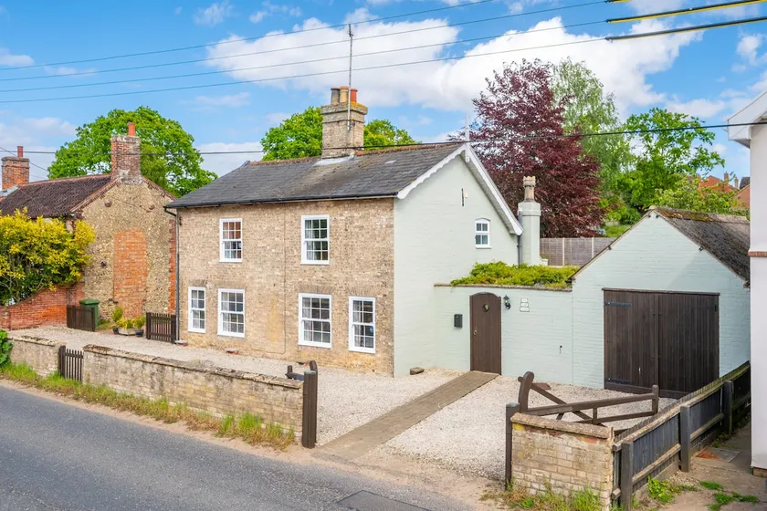The Town House - Image 1