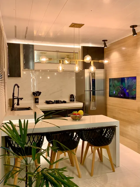LegacyPrime – Apt with Alexa, A/C, Home Theater | 10 min to the Beach - Image 1