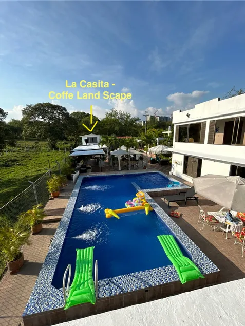 La Casita - Coffee land scape - Image 1