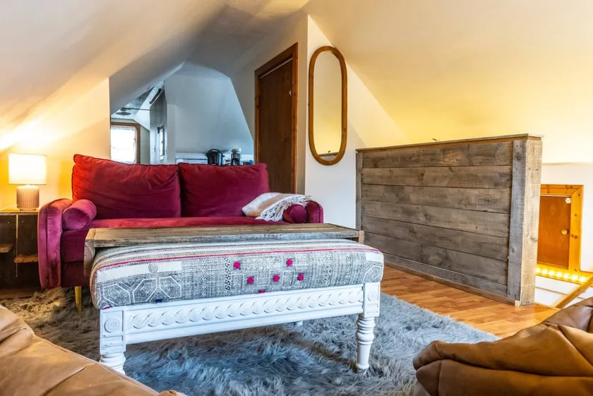Cozy Attic 10 min to Llitchfield - Image 1