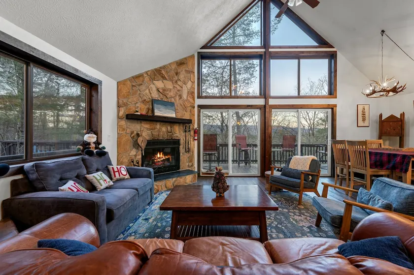 Stoney Lodge | Mtn Views, 4 Decks & Firepit @Bryce - Image 1