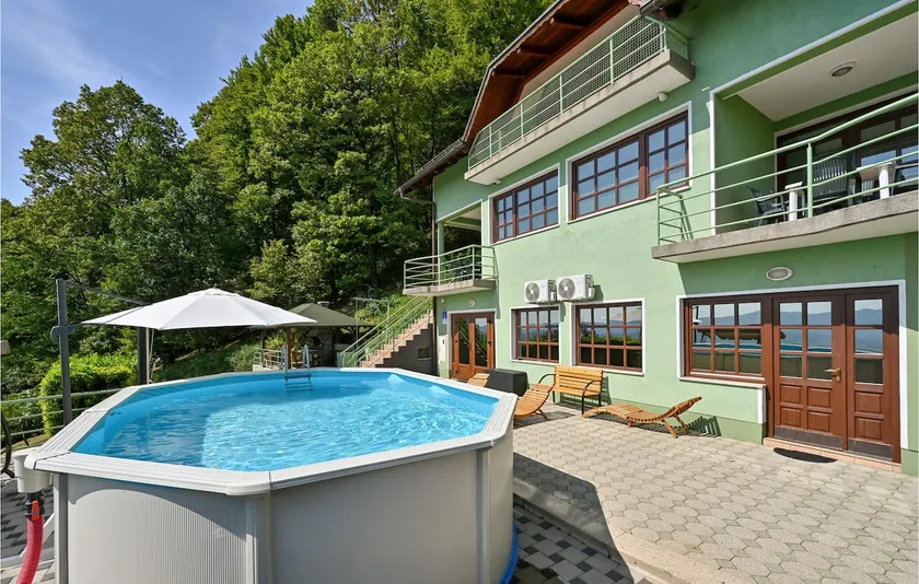Stunning Home In Madzarevo With Sauna - Image 1