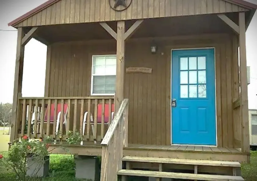 Fishin Mission Cabin - Image 1