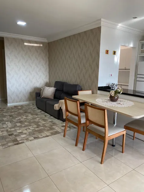 Well-furnished apartment - Image 1
