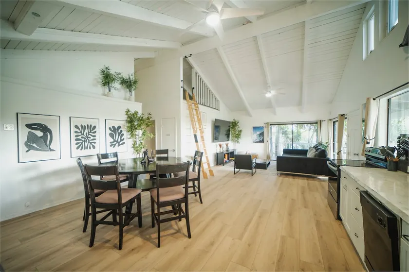 Family Home - 5 Bed - North Shore, Ocean side! - Image 1