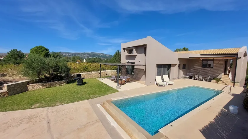 Alekos Beach Houses-Profilio's Villas - Image 1