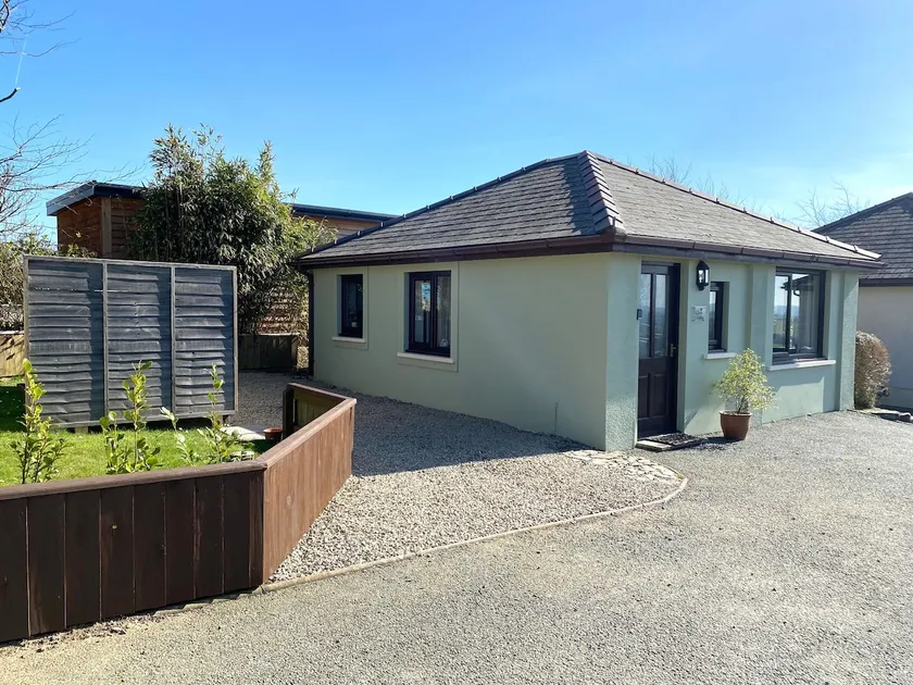Clover Cottage - Image 1