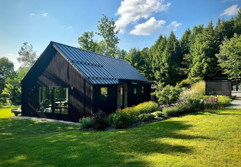 Modern Retreat with Sauna between Stowe and Waterbury - Image 1
