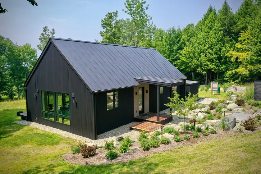 Modern Retreat with Sauna between Stowe and Waterbury - Image 1