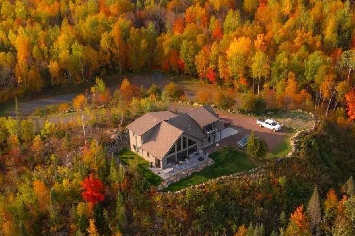 Lax Lake View Retreat - Image 1