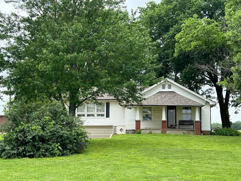 Emery Farmhouse - Image 1