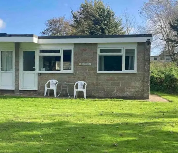 2 Bedroom, Ferry Discount - Image 1