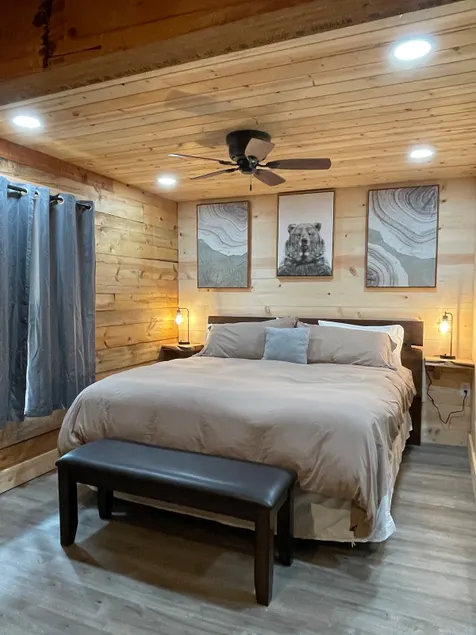 Bear Den | Walk to Midtown, King Bed, Cozy Cabin! - Image 1