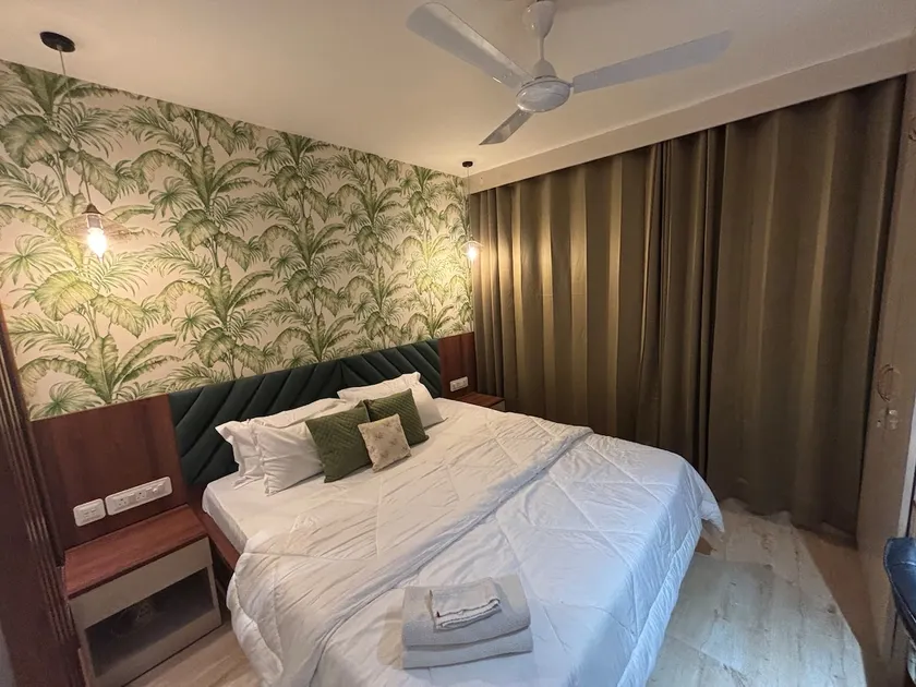 Plumex GreenDot- 1BR Luxury Apartment- City Center - Image 1