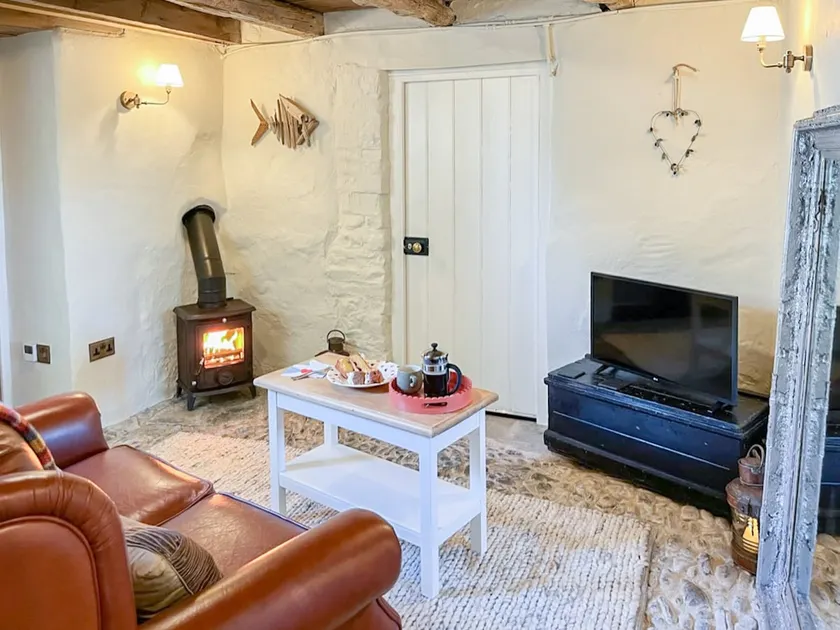 Cobble Cottage - Image 1