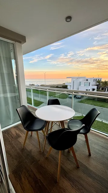 Oceanfront apartment with barbecue and pool Cruceros III - Image 1