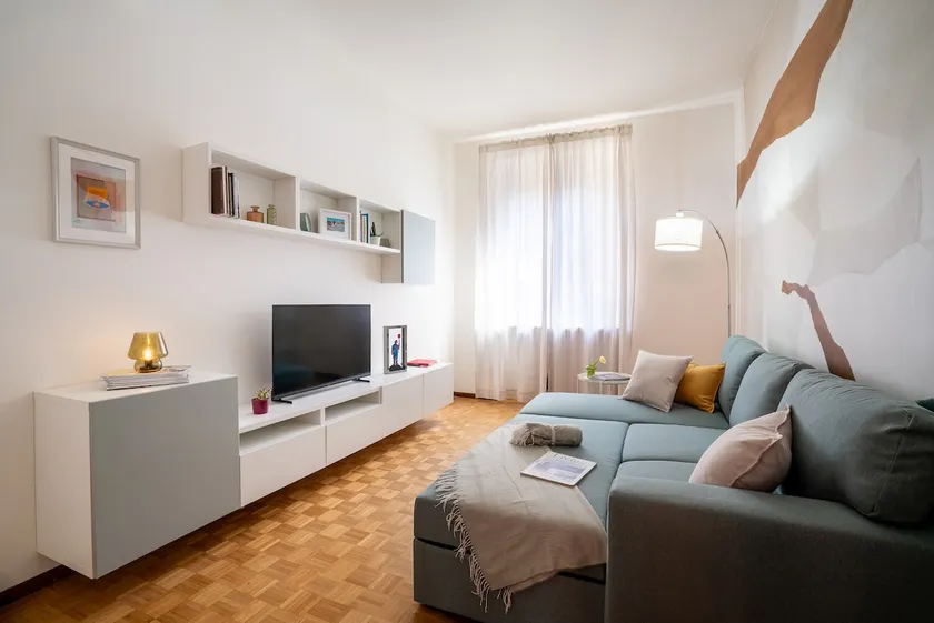 Apartment in the heart of Pavia - Image 1