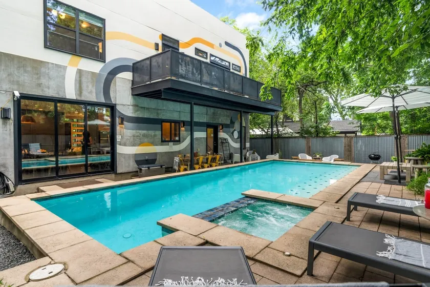 8BR Retreat for Groups | Pool | Near Downtown - Image 1