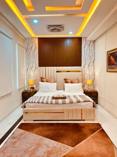 Penthouse Amoré in Heart Of City| The Royal Escape - Image 1