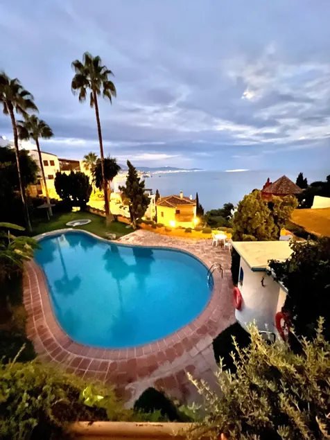 Charming idyllic sea view house - Image 1