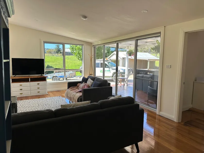 Lower Beulah Country Cottage - Image 1
