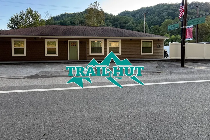 Trail Hut | Full Property - Image 1