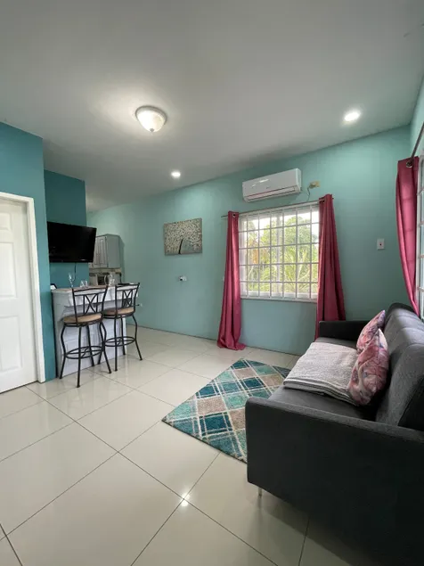 El Carmen modern Apt, 6 mins from Airport. (Up#5) - Image 1