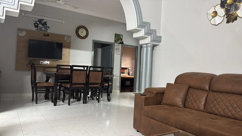 Elegant Villa Film Nagar Jubilee Hill near Apollo - Image 1