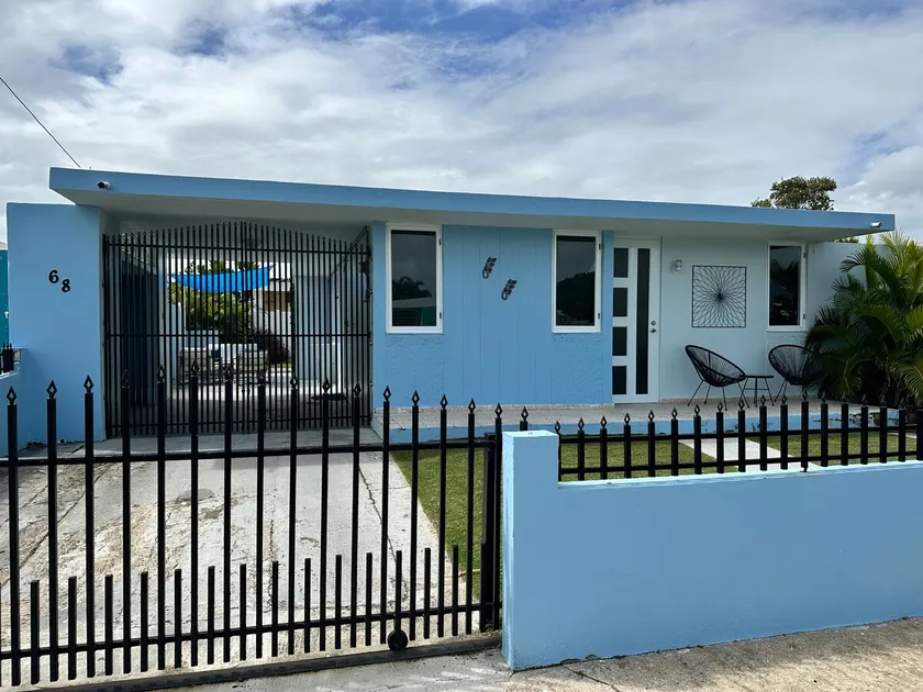Walk to Punta Santiago Beach | 3BR Home | Parking - Image 1