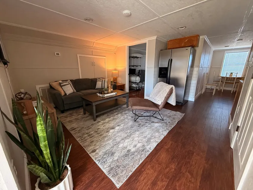 Wise Town-view Apartment - Image 1
