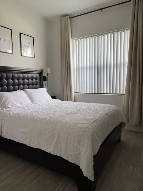 Casa Blanca Lux Suite - Image 1