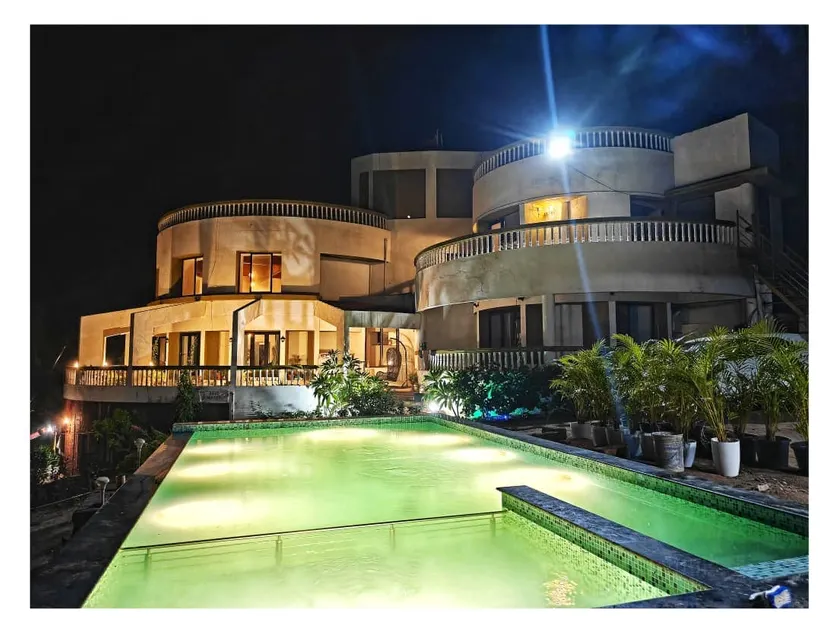 Villa Infinity By The Sea - Image 1