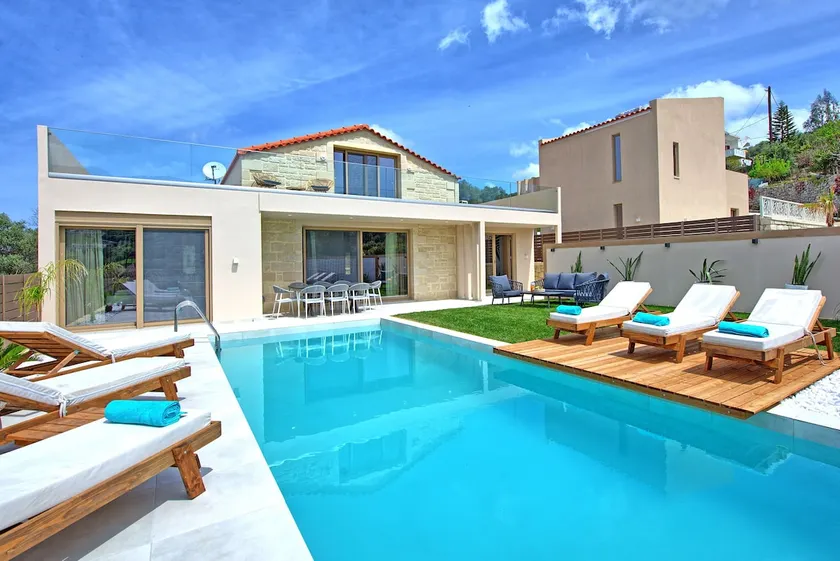 Villa en Argyroupoli con 3 habitaciones, capacidad 8 - Image 1