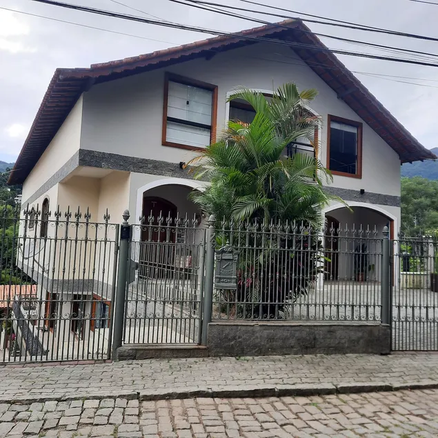 Cozy in the most charming neighborhood of the mountains! House 2 - Image 1